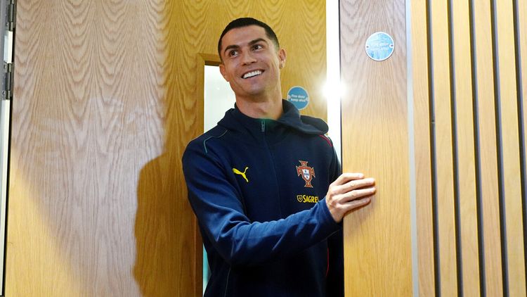 Cristiano Ronaldo a ales să intre în MMA chiar în afacerea de top a momentului