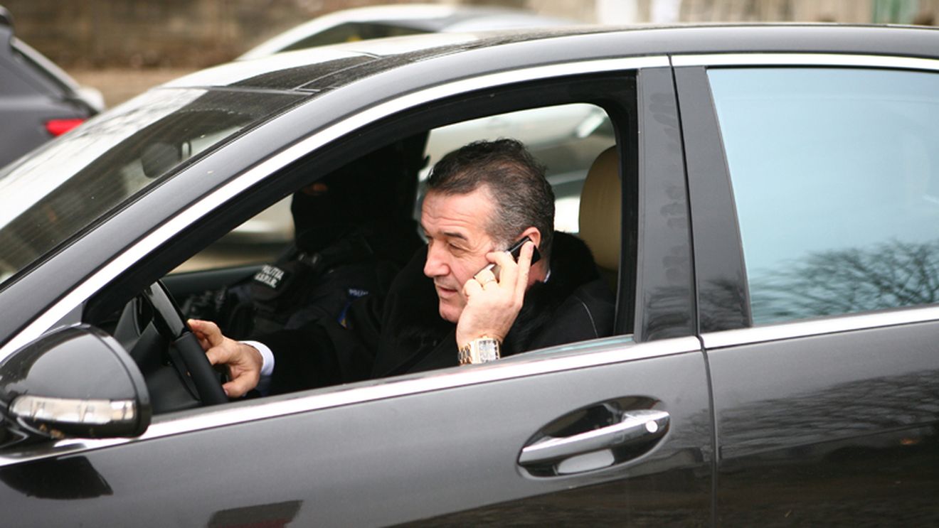 Prima țintă RATATĂ‚ de Becali!** Va avea cel mai mare salariu la actuala echipă: "Am vorbit cu el, vrea să rămână"