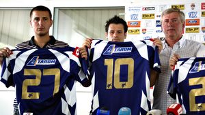 "Îl apreciem enorm, dar i-am propus rezilierea contractului"** Paradoxul în urma căruia Dinamo se poate întări GRATIS cu un fost "câine"