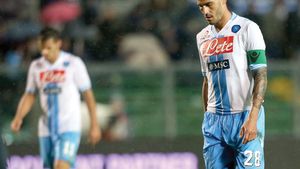 Depunctați și suspendați!** Napoli a pierdut două puncte și doi fundași