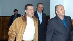 Adevărul spus după ani în care și-au purtat dușmănie: de ce s-au certat Gigi Becali și Adrian Mititelu! „M-am supărat pe el atunci pentru că luam 500.000 de euro!”