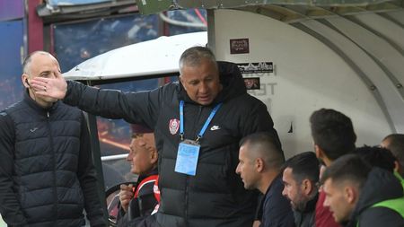 Detaliul remarcat de către Dan Petrescu în cazul lui Andrei Ivan, după CFR Cluj - Universitatea Craiova: „Săracul!”