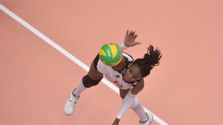Ea ne alimentează speranțele în finala Ligii Campionilor cu VakifBank Istanbul! "Într-o zi bună poate să distrugă pe oricine!". Ana Cleger are cea mai bună medie de puncte în acest sezon 
