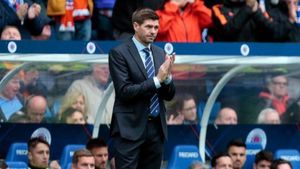 Eroic! Steven Gerrard a obținut prima mare performanță a carierei de antrenor. "Trădat" de un fost coleg de la Liverpool, a dus-o pe Rangers unde nu a mai fost de opt ani
