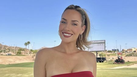 „Am primit mii de amenințări cu moartea”. Cea mai sexy jucătoare de golf, dezvăluiri despre abuzul la care a fost supusă