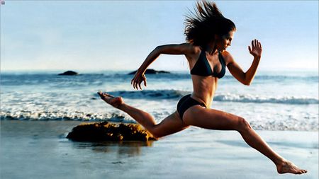 FOTO Hilary Swank, cea mai sexy fană LA Lakers!