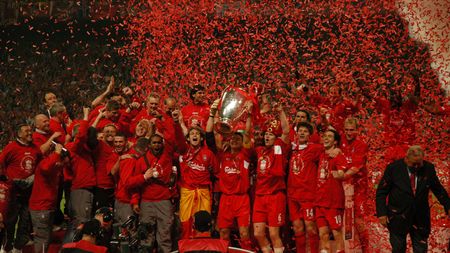 Ștucan, martor la Minunea de la Istanbul: "Gestul incredibil al lui Crespo care a scăpat vigilenței fotografilor și cameramanilor". 10 ani de la meciul care a intrat în legendă