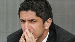 Răzvan Lucescu: "Trebuie să jucăm ofensiv cu Franța"