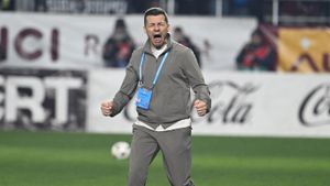 Costel Gâlcă neagă evidența și e convins că nu a fost fault al lui Borza la Musi: „Nu mai controla mingea”