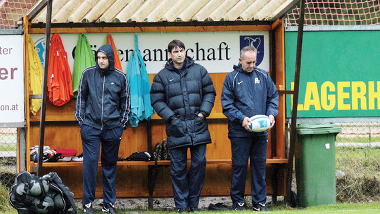 Costeșin în locul lui "Mache"