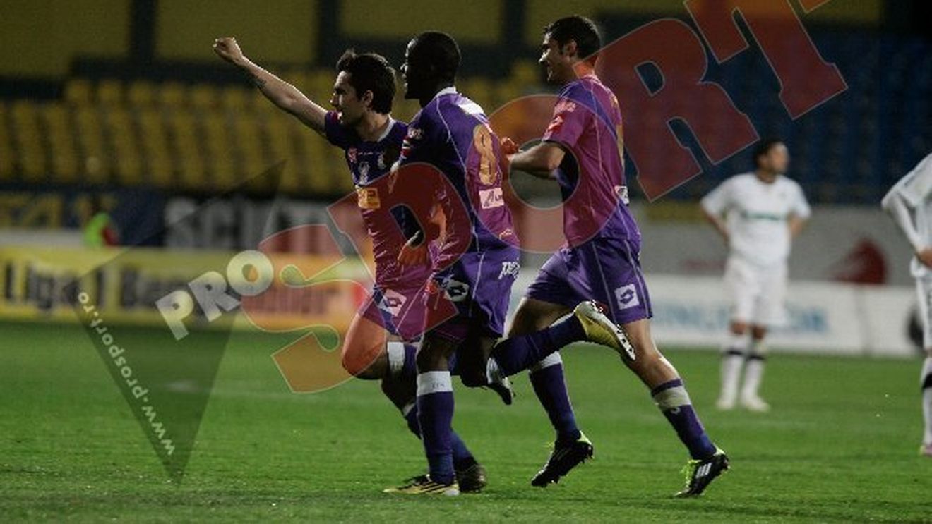 Sunt în frunce!** "U" Cluj - Timișoara 1-2