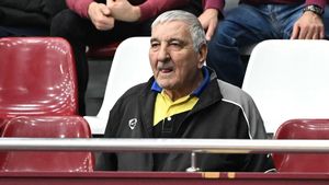 Rică Răducanu, devastat de moartea lui Lucescu: „S-a dus Mircică al meu. Nu mai am aer!”