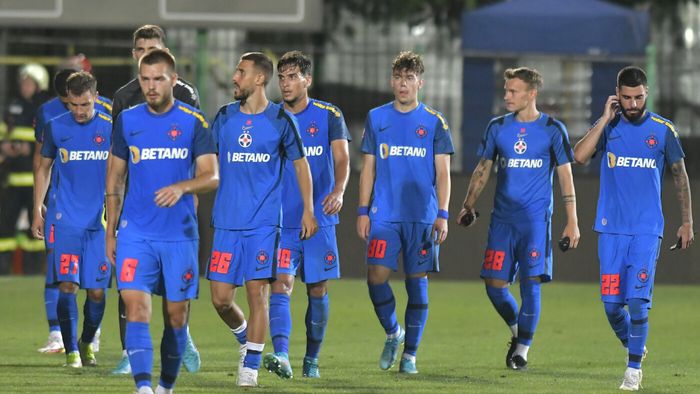 Gigi Becali a anunțat despărțirea de doi jucători de la FCSB: „Îi dau înapoi! N-am altă soluție”