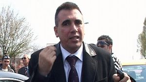 Penescu s-a tăiat la mână de nervi!