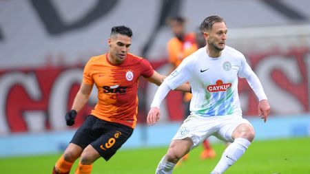 De ce nu a fost prezentat încă Damjan Djokovic, deşi a semnat cu FCSB! Gigi Becali vorbeşte despre misterul din jurul transferului mijlocaşului croat: "Am şi eu 65 de ani"