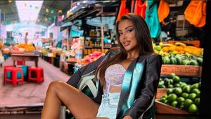 Fostul fotbalist de la FCSB e noul iubit al Elenei Ionescu de la Mandinga!