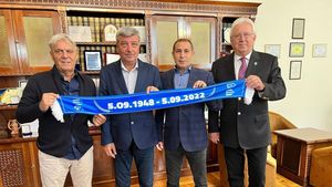 74 de ani de la înfiinţarea Universităţii Craiova. Momentul aniversar, celebrat în cadrul instituţiei de învăţământ din Bănie care dă numele clubului