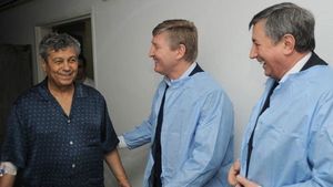 "Il Luce" e NEBUN după fotbal!** Uite ce a discutat în timpul vizitei lui Rinat Ahmetov, patronul lui Șahtior Donețk