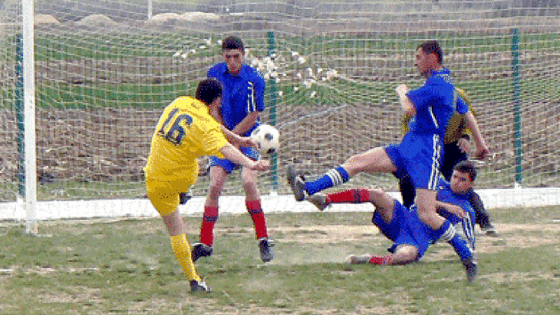 Bătaie mare la locul 1