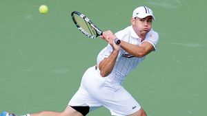 EXCLUSIV | Interviu cu fizioterapeutul lui Andy Roddick. "Ce nu-mi place în România este sărăcia!". Donatelli a lucrat cu Raluca Olaru, Drăgulescu, Urzică și Dani Coman. Cum l-a făcut pe Roddick să impresioneze cu un serviciu de 250 km/h