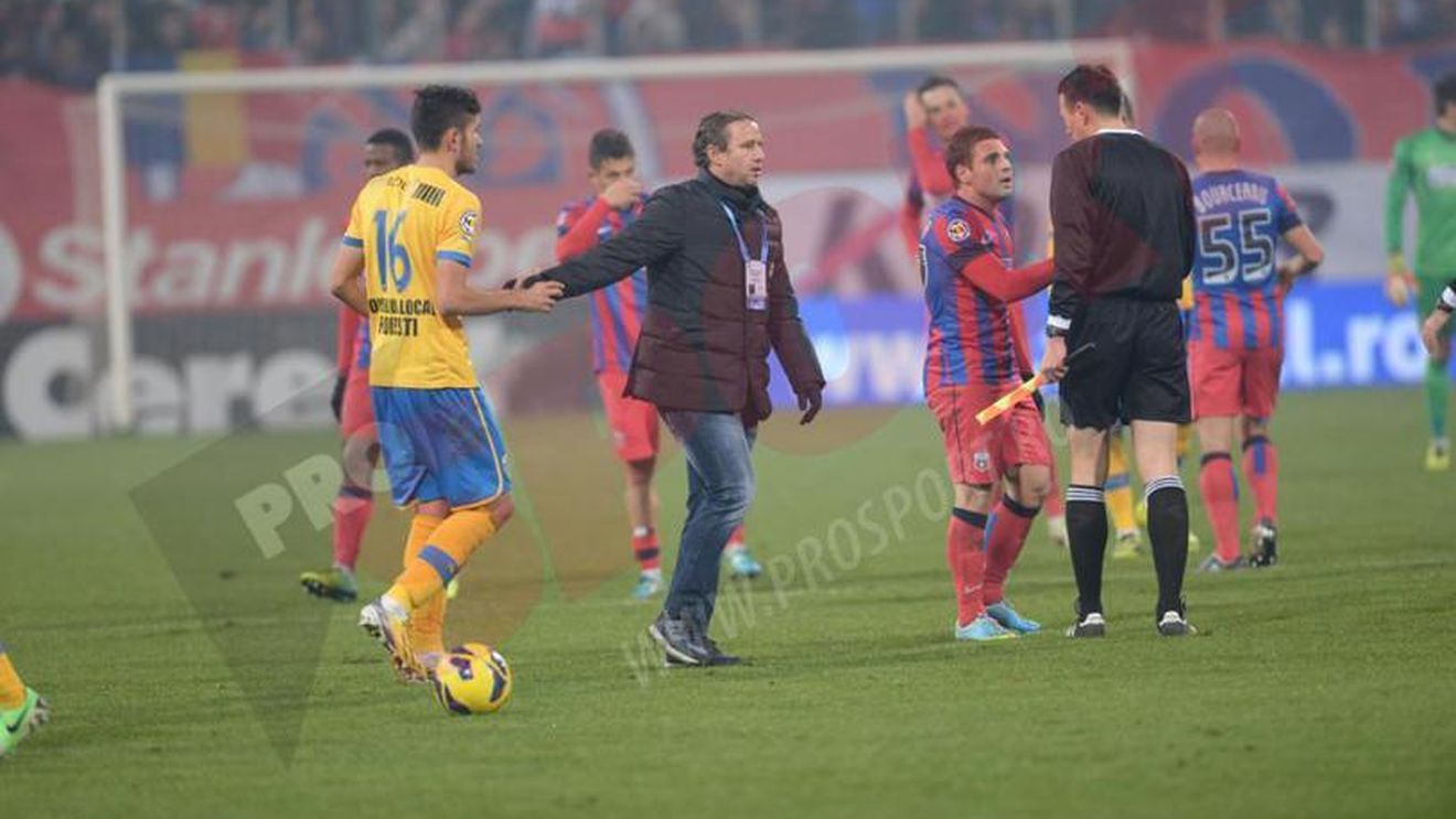 Se anunță o iarnă agitată în Ghencea: "Îi va fi foarte greu lui Reghe" Iordănescu prevede mutări masive la Steaua