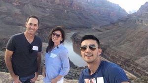 Imagini inedite cu Simona Halep! Trupa "Halep" și-a încărcat bateriile pentru Indian Wells la Marele Canion. Simona și-a recăpătat zâmbetul după o perioadă dificilă