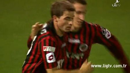 Bogdan Stancu, decisiv pentru Genclerbirligi. "Motanul" a reușit o dublă în ultima etapă și este peste Drogba în topul golgheterilor din Turcia