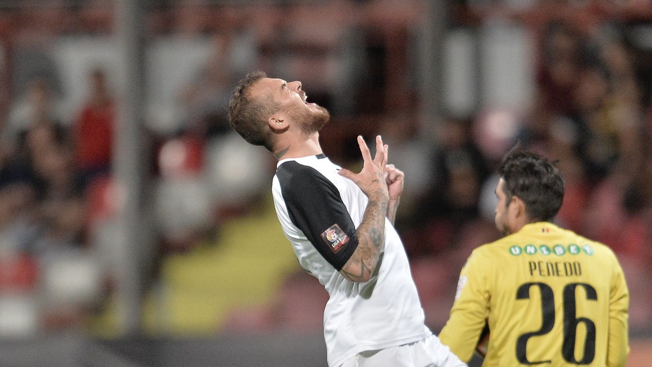 Colac de salvare pentru Alibec? Antrenorul "disperat" să-l transfere, deși e într-un con de umbră: "Îmi doresc din tot sufletul, poate juca în acest campionat. Vă spun sincer, l-am vrut și pe Bogdan Stancu"
