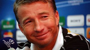 Dan Petrescu, elogiat de UEFA:** "Lucrurile au mers conform planurilor gândite de tehnicianul român"