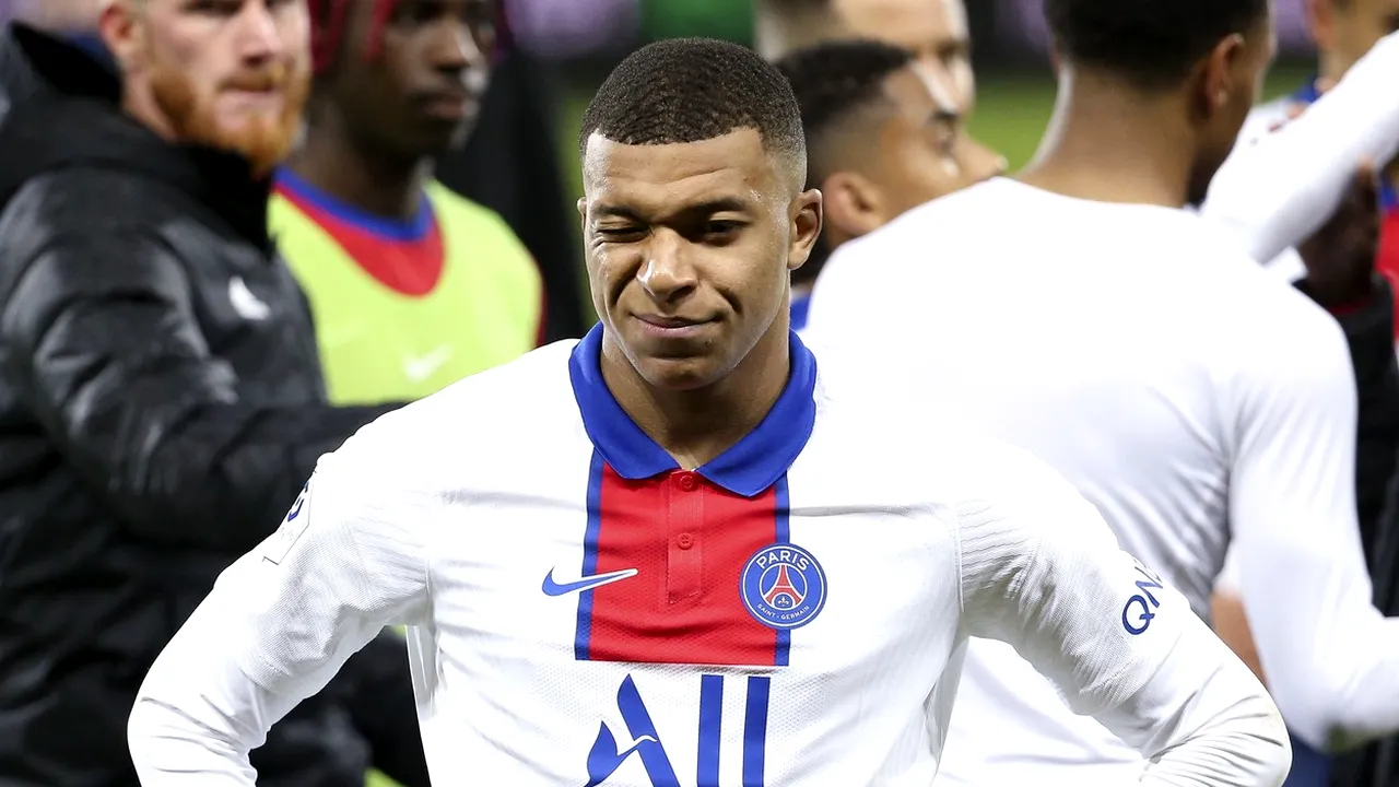 „Trebuie să îi copieze pe Cristiano Ronaldo sau Leo Messi!”. Kylian Mbappe, îndemnat să plece de la PSG