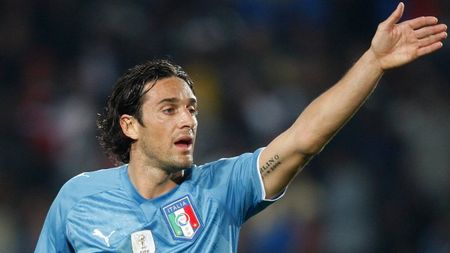 Luca Toni, aproape de Barcelona?
