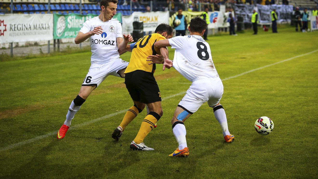 Acuzații extrem de grave în fotbalul românesc: "Antrenorul de la Gaz Metan mi-a cerut 5000 de euro ca să joc". Balaur: "E o mare minciună. A jucat 20 de minute și n-a prezentat interes"