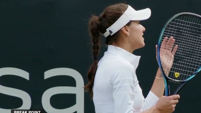 Sorana Cîrstea a oferit una dintre imaginile turneului de la Cincinnati! Gestul neașteptat făcut de româncă după ce a fost eliminată de Maria Sakkari | FOTO