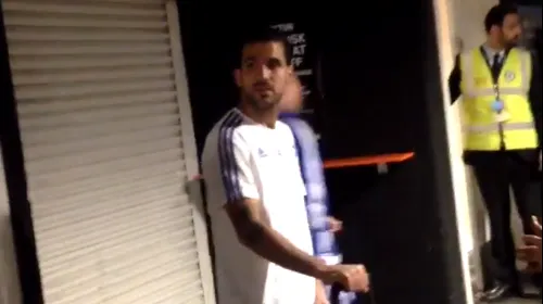 VIDEO | „Ești un ȘARPE!” El e cel mai tupeist steward din fotbal. Incredibil: cum l-a jignit pe Cesc Fabregas, chiar la el acasă