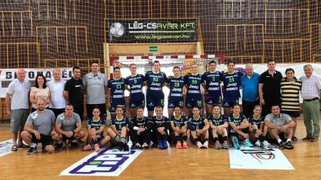 SCM Rm.Vâlcea a câștigat turneul de la Bekescsaba cu trei victorii.  Iryna Glibko a fost desemnată cea mai bună jucătoare a turneului, iar Yuliya Dumanska a fost aleasă cel mai bun portar