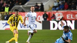 S-a terminat! Dinamo l-a dat afară pe Stipe Perica