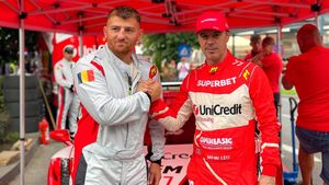 Cătălin Moroșanu și Mihai Leu au făcut echipă în Campionatul Național de Viteză în Coastă! Cei doi ar putea fi colegi și în sala de antrenament