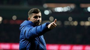 Reacția lui Horațiu Moldovan când l-a văzut pe Istvan Kovacs pe culoarul vestiarului, înainte de Inter - Atletico