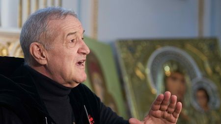 Derapaj incredibil al lui Gigi Becali împotriva judecătoarei din cauza căreia ar fi pierdut procesul pentru palmares! „Era de etnie și dacă vedea brățări și diamante la avocată zicea «Ia uite, curva, ce brățări are!»”. VIDEO