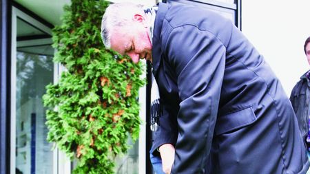 "Nașul" vrea în mocirlă!