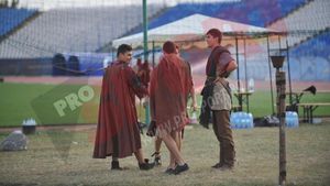 FOTO - Derby-ul Olteniei s-a jucat la Severin, pe "Ion Oblemenco" s-au bătut dacii cu romanii. Explicația gestului