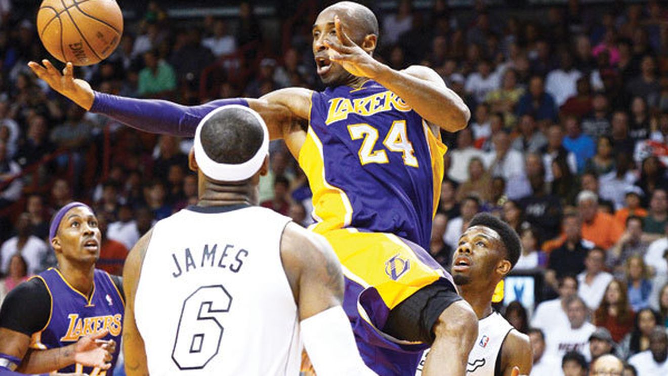 Kobe a urcat pe 4!** Bryant mai are doar 858 de puncte să-l ajungă pe Michael Jordan