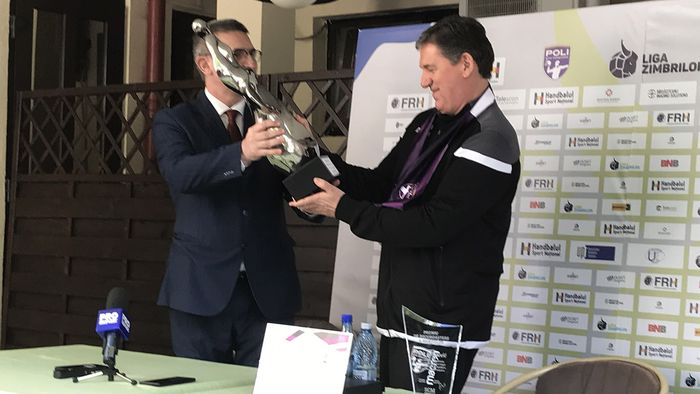 Pero Milosevic a semnat cu Buzăul după doar o oră de discuții. Antrenorul și-a luat rămas-bun de la Poli Timișoara: ”Clubul nu și-a dorit să ajungă mai sus. E mai bine pentru mine și pentru club”