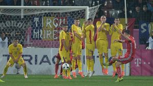 "Tricolorii", pregătiți pentru EURO! Torje: "Sper să fie greu pentru domnul Iordănescu să aleagă lotul final!" Alibec a făcut deplasarea în Italia