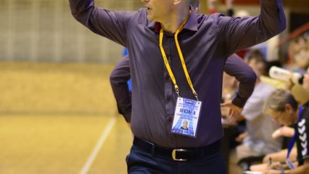 Constantin Ștefan: "Dacă suntem leoaice acasă, să fim și în deplasare"