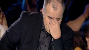Florin Călinescu luat în colimator de galeria dinamovistă: "Se străduia să se remarce în serialul socialist Lumini și Umbre! Recita poezii pentru Preaiubitul Cârmaci și sinistra sa soție"