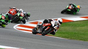 Robi Mureșan obține o nouă clasare în puncte la Portimao și este pe locul 13 la general în Superstock 1000