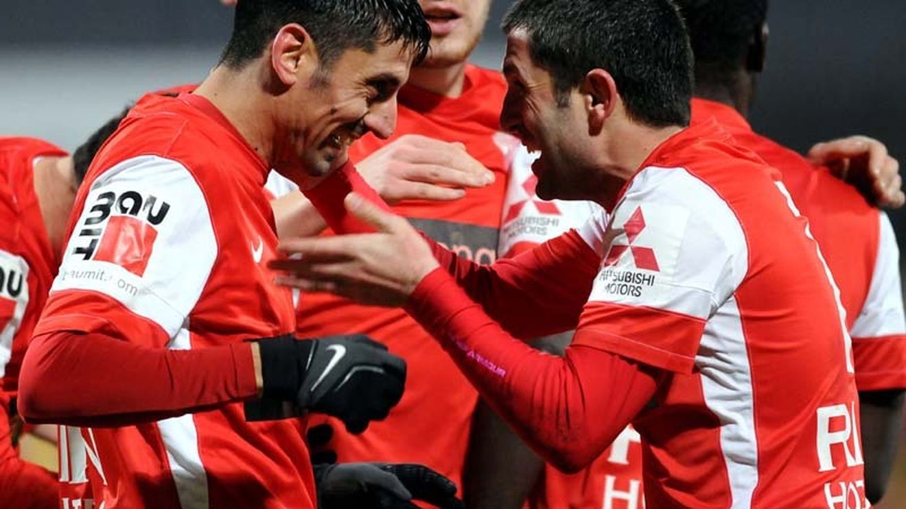 Strătilă și Curtean pe bancă, Rus mijlocaș dreapta! Alexe poate fi scos din echipă de un fost stelist!** Primul 11 cu care Dinamo atacă titlul