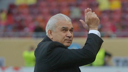Iordănescu a plecat la EURO cu victoria cu Georgia în minte: "Înseamnă enorm, suntem încrezători în posibilitățile noastre"