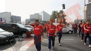"La Mutu nu putem să renunțăm! **Cristea n-a demonstrat nimic, dar petrece prin baruri!"